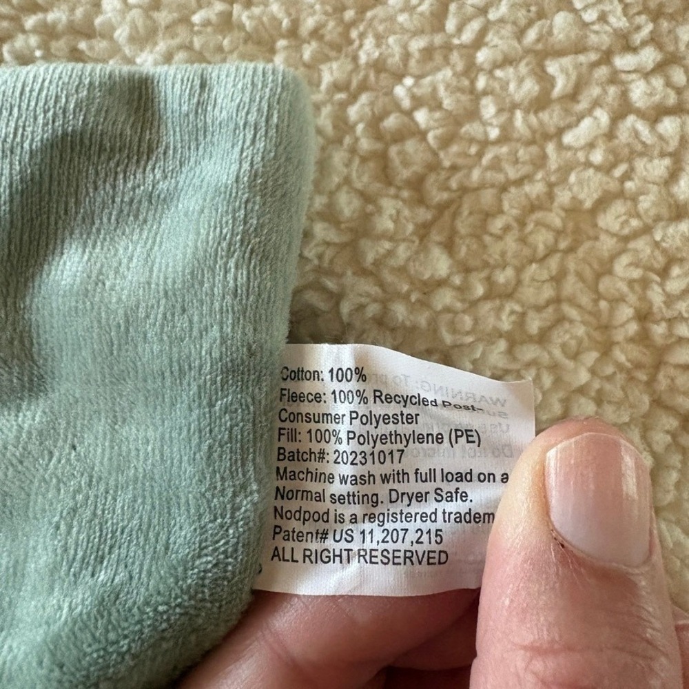Nodpod Weighted Sleep Mask Sage Green Strap-Free Light Blocking Eye Mask 9oz - Picture 8 of 11